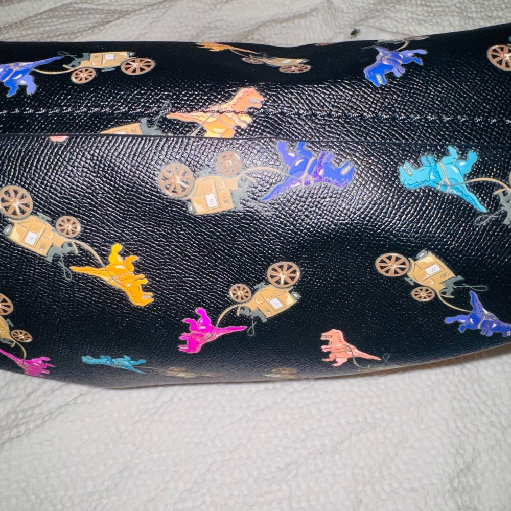 COACH REXY & CARRIAGE BLACK/MULTI LEATHER repeat Glitter tote. Rare! - Picture 3 of 15
